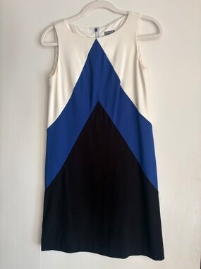 Ann Taylor Sleeveless Colorblock Shift Dress in Blue, Black & White